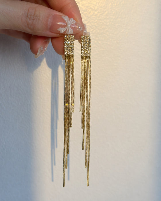 Golden Breeze | Crystal Bar Long Chain Tassel Clip-On Earrings