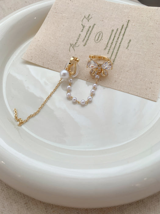 Butterfly Kiss | Crystal Butterfly Pearl Chain Clip-on Earrings
