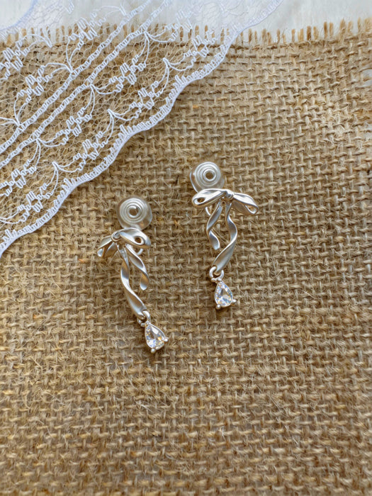 Dream Ballet | Ballet Ribbon Drop Clip-on Earrings in Silver